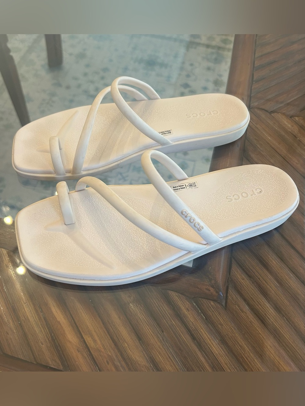 Crocs Miami sandals size 9